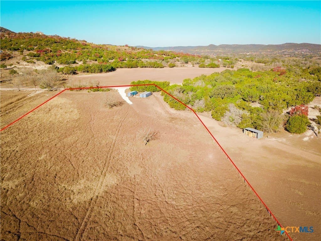 11.13 acres in Bandera County