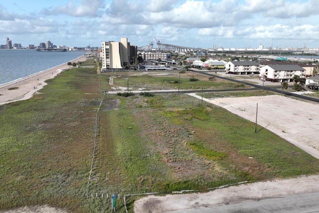 0.6 acres in Nueces County - photo 10