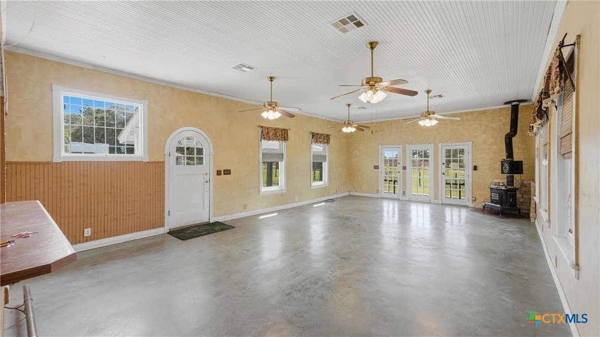 13.4 acres in Guadalupe County - photo 4