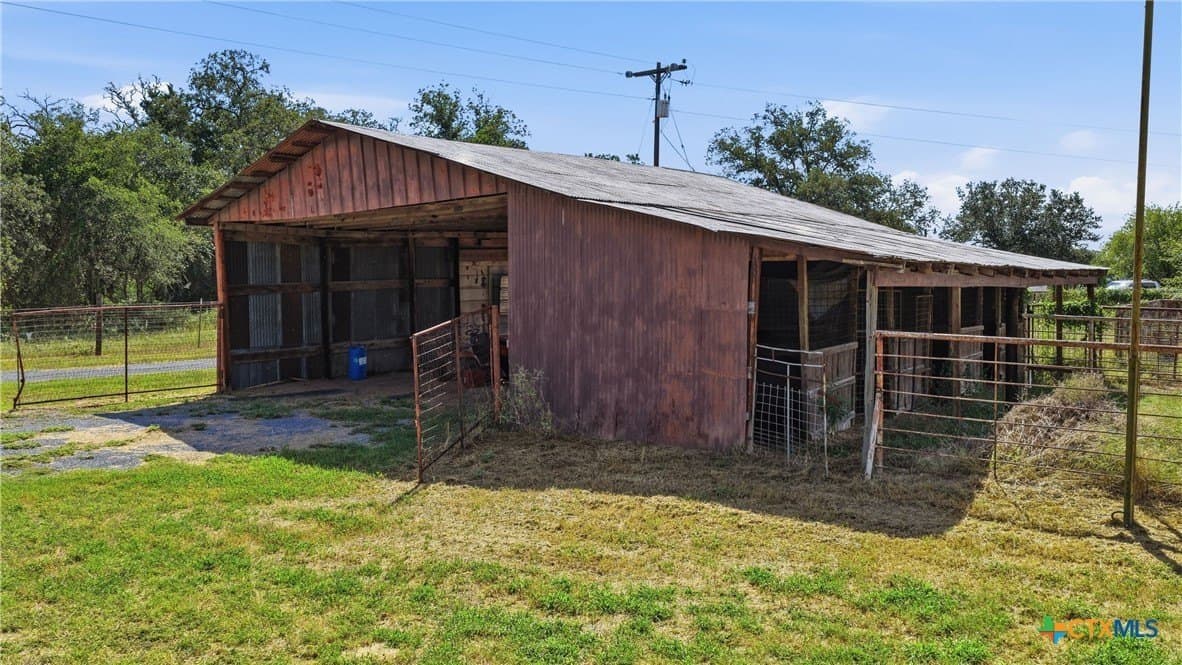 13.4 acres in Guadalupe County - photo 35