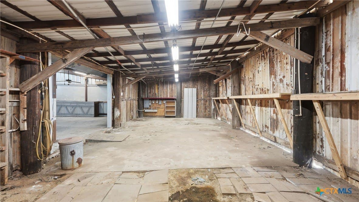 13.4 acres in Guadalupe County - photo 44