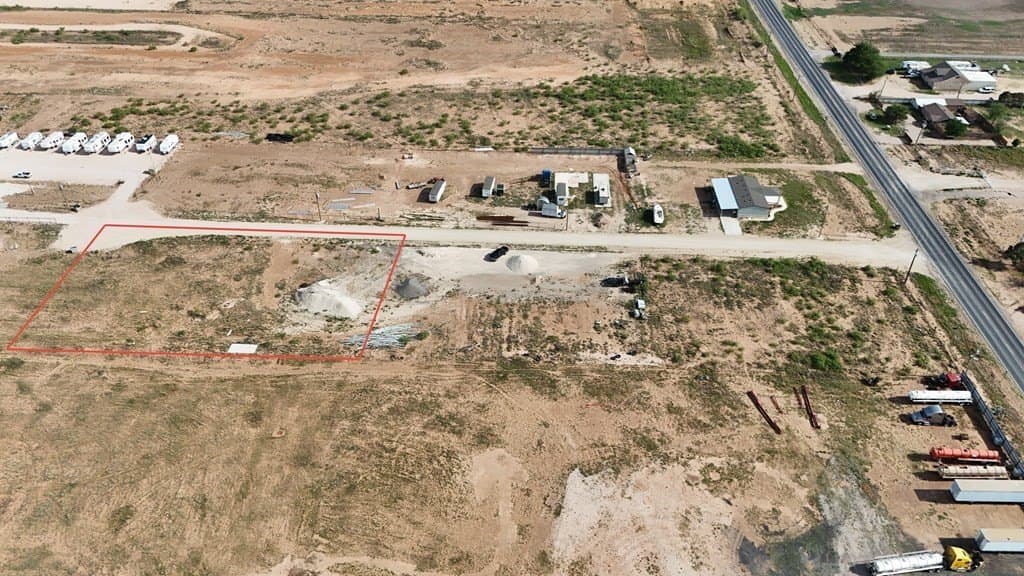 1 acres in Midland County featured view