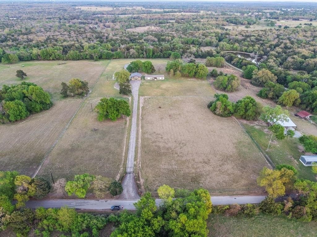 12 acres in Freestone County featured view