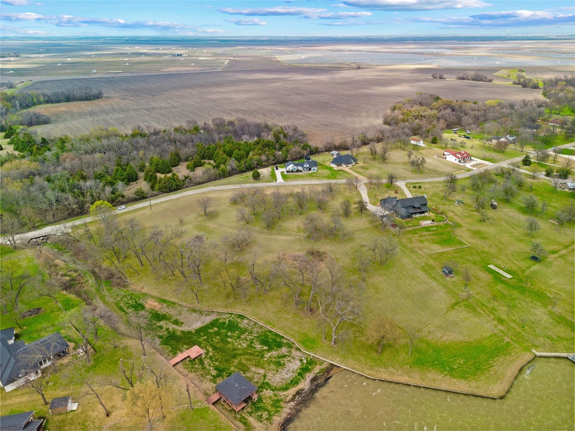0.87 acres in Navarro County - photo 11