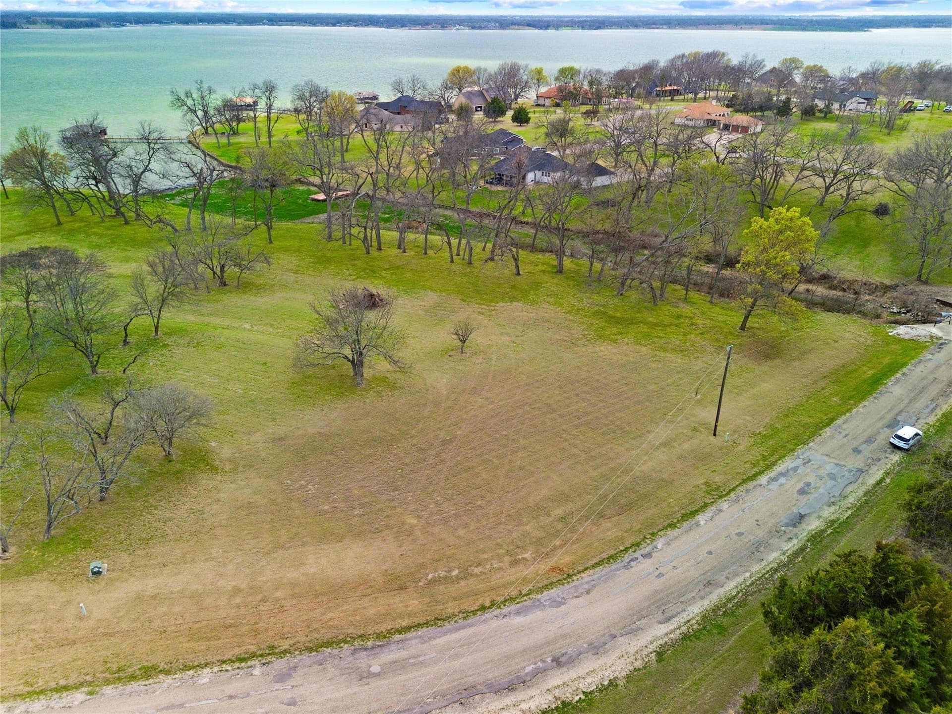 0.87 acres in Navarro County - photo 24