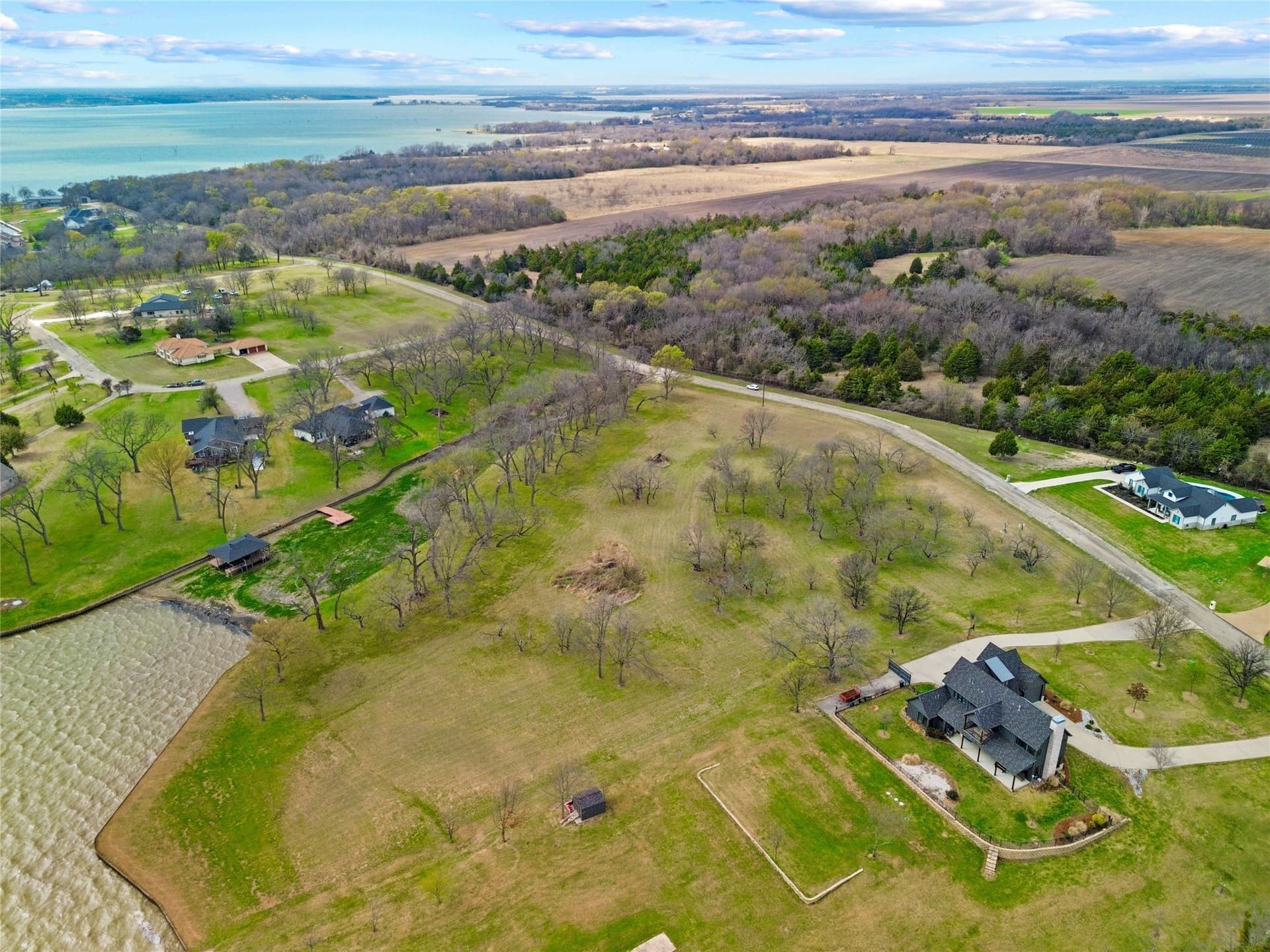 0.87 acres in Navarro County - photo 13