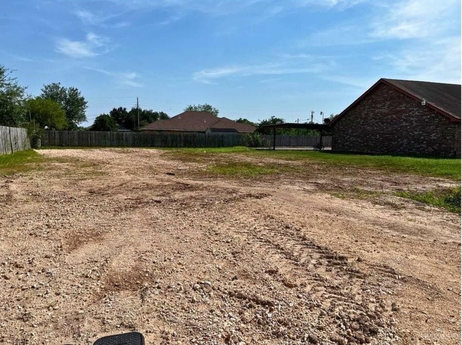 0.25 acres in Hidalgo County gallery image 2