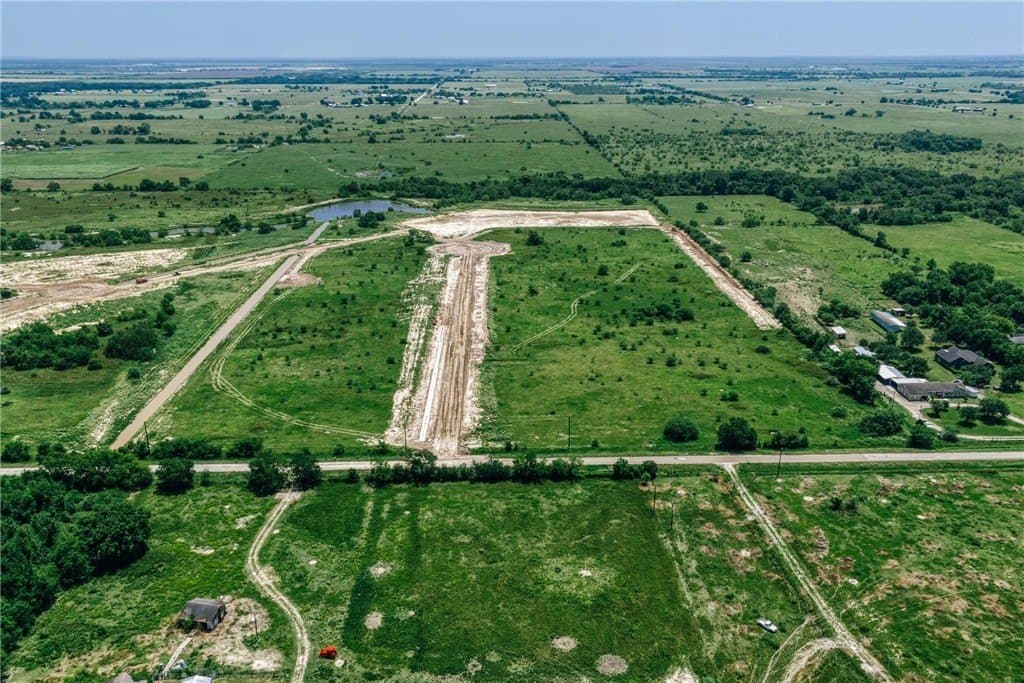 2.04 acres in WALLER County - photo 6