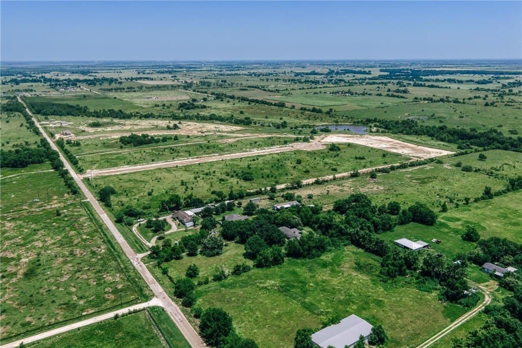 2.04 acres in WALLER County - photo 7