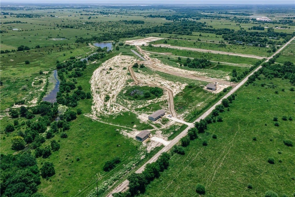 2.04 acres in WALLER County - photo 3