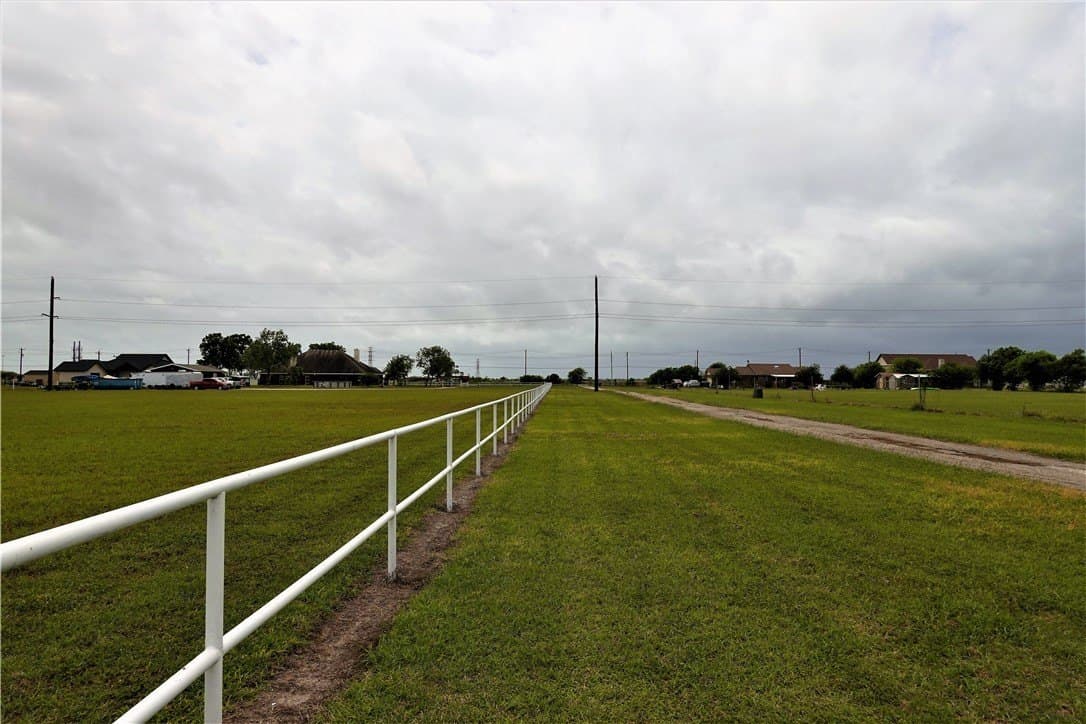 5.67 acres in San Jacinto County - photo 17