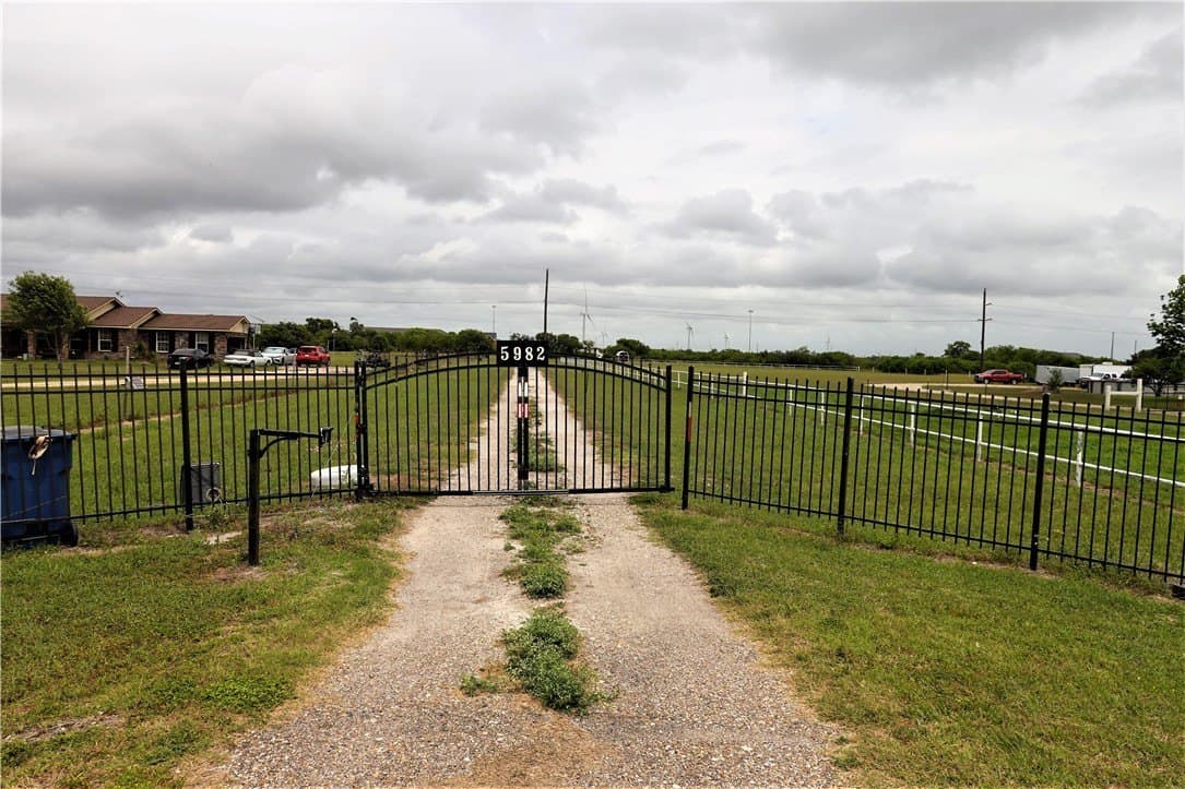 5.67 acres in San Jacinto County - photo 20