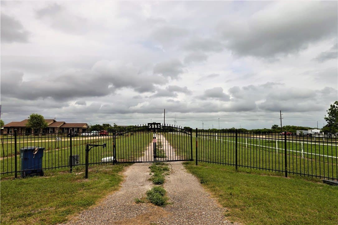 5.67 acres in San Jacinto County - photo 18