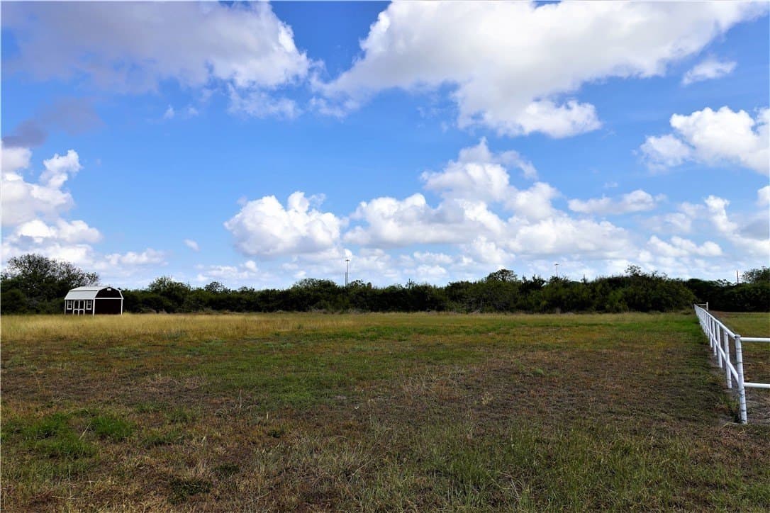 5.67 acres in San Jacinto County - photo 6
