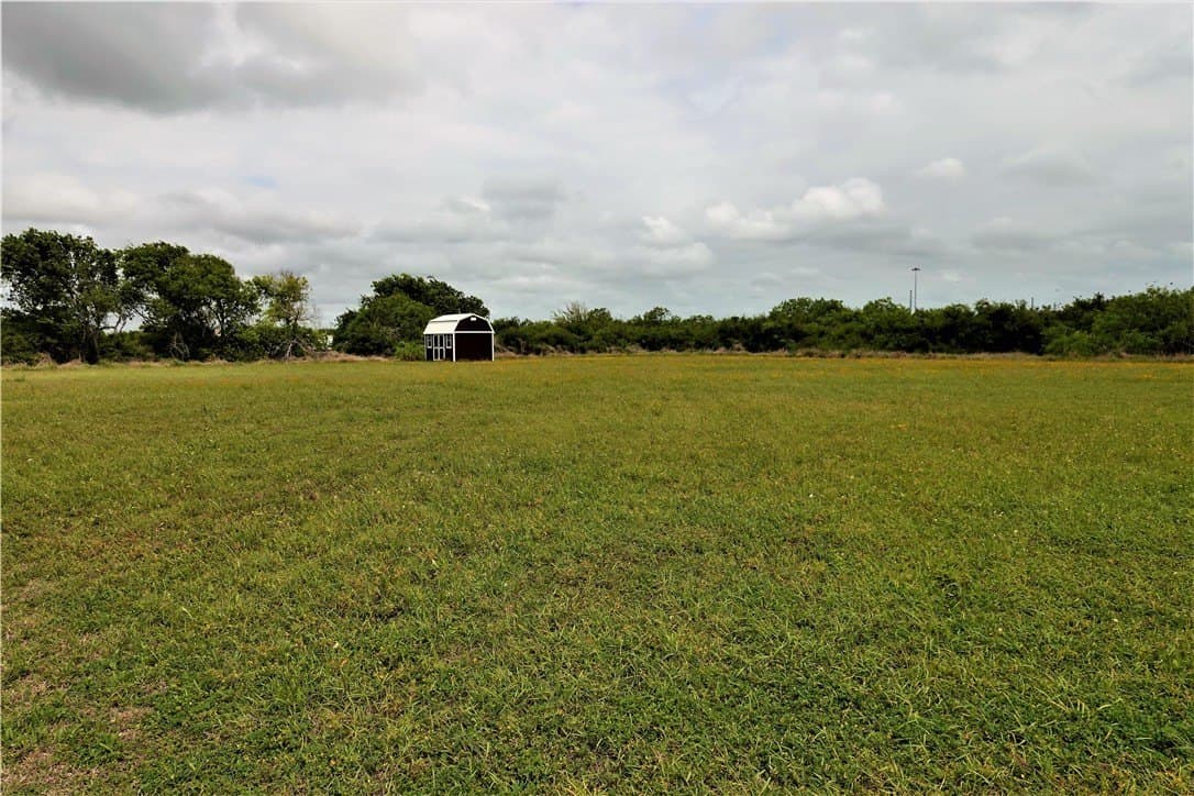 5.67 acres in San Jacinto County - photo 16