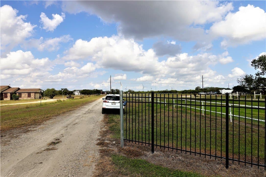 5.67 acres in San Jacinto County gallery image 4