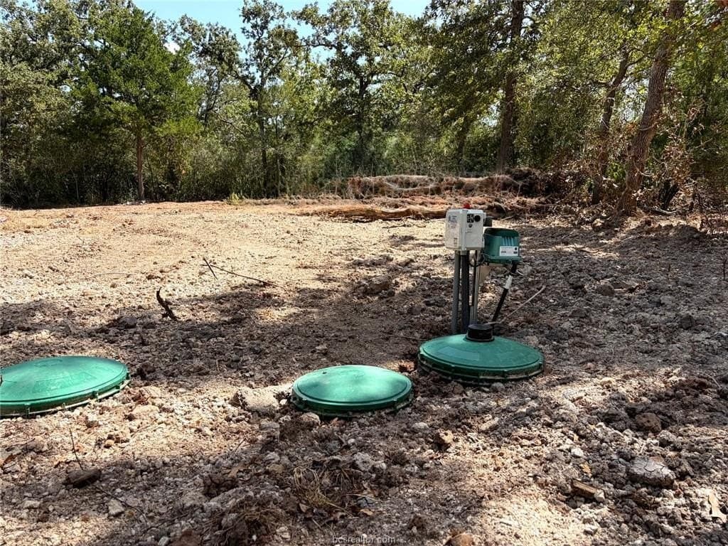 0.72 acres in Burleson County - photo 6