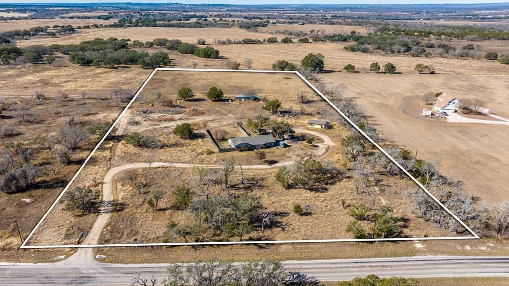 9.95 acres in Gillespie County featured view