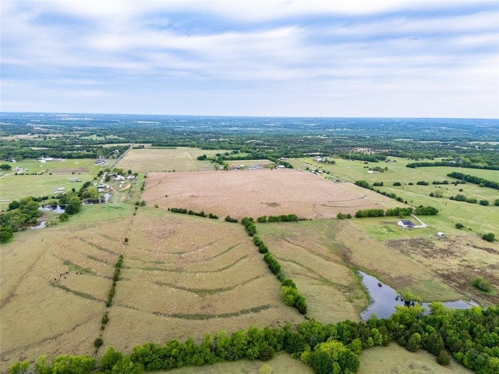 68.5 acres in Grayson County gallery image 2