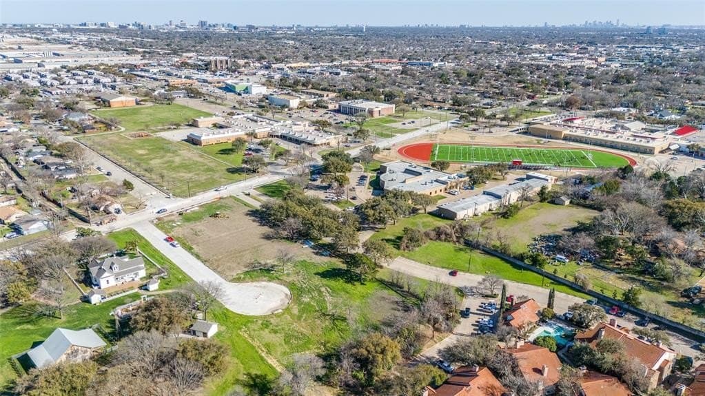 0.33 acres in Dallas County gallery image 4