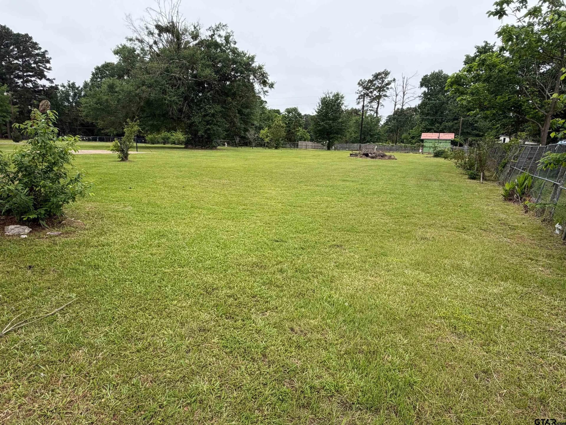 0.38 acres in Henderson County gallery image 2