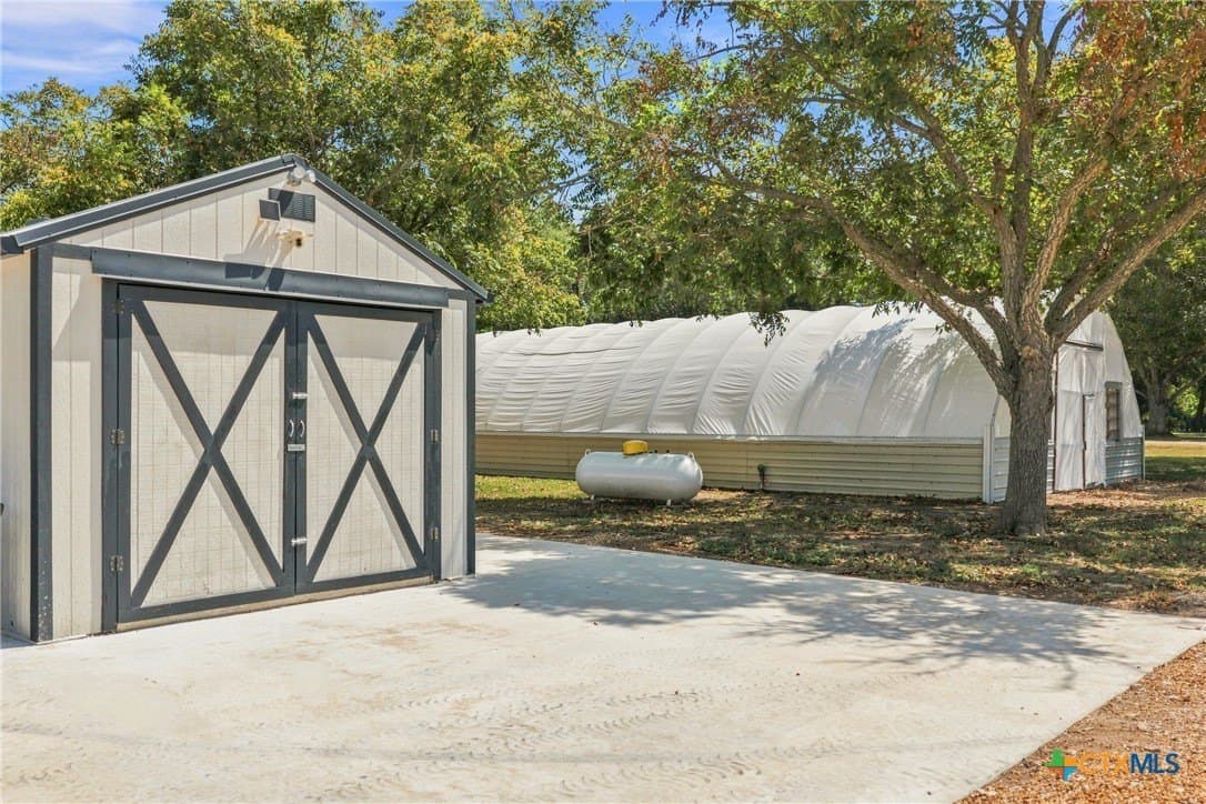 18.17 acres in Gonzales County - photo 29