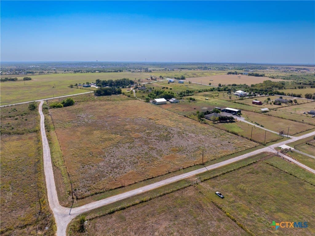 12.97 acres in Travis County gallery image 3
