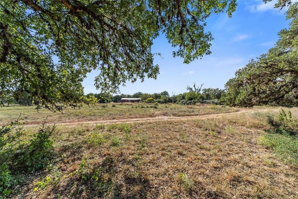12.36 acres in Bandera County - photo 3