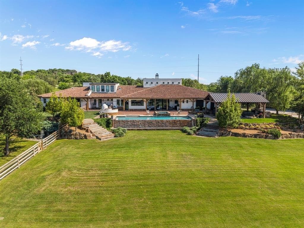 13.99 acres in Tarrant County