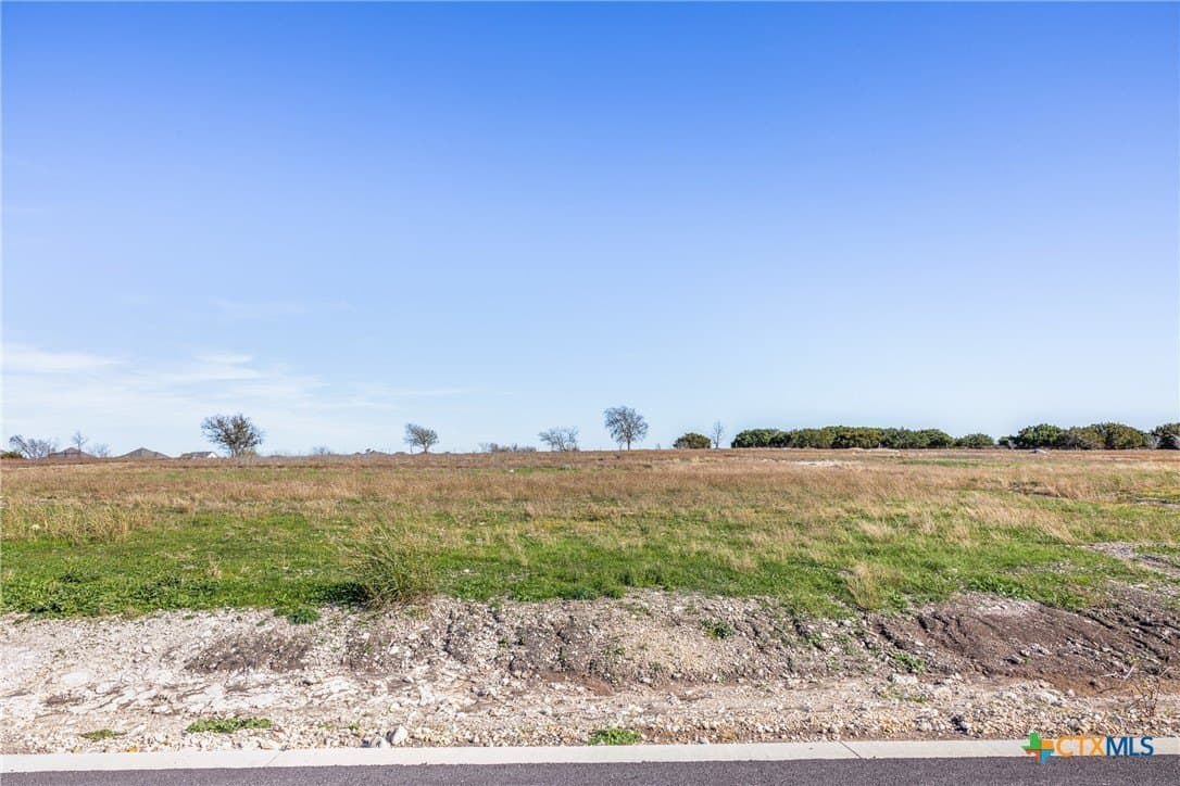 0.92 acres in Bell County - photo 7