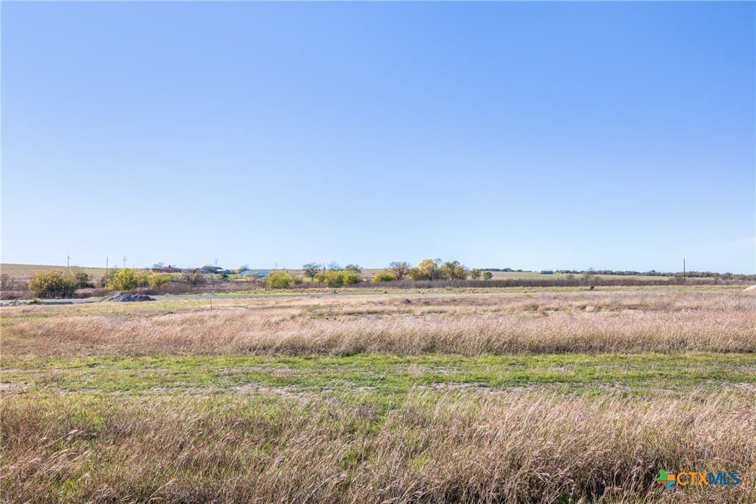 0.92 acres in Bell County - photo 12