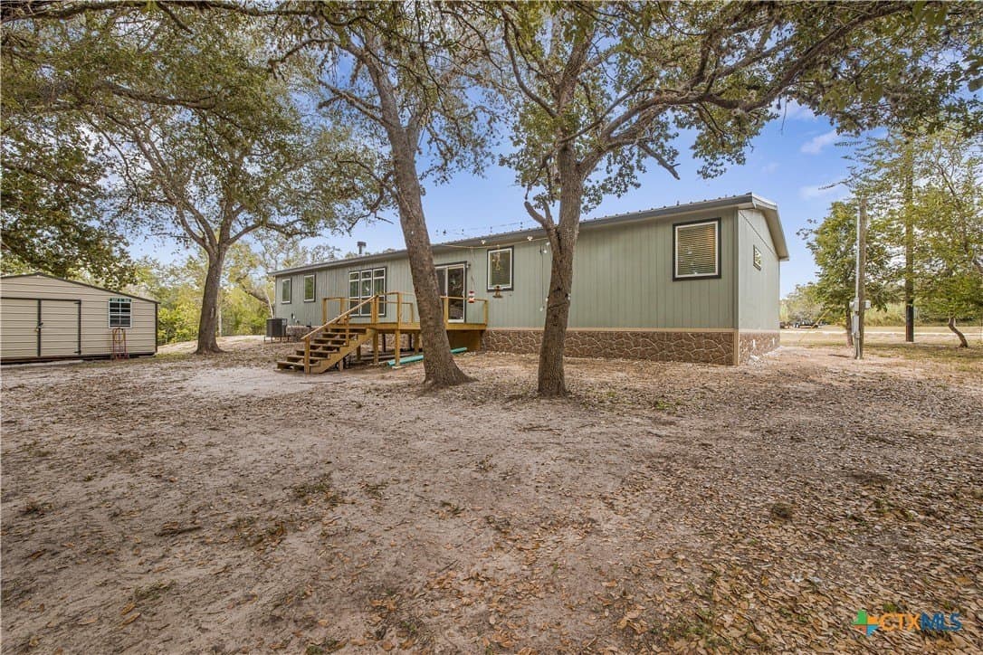 17.86 acres in Goliad County - photo 34