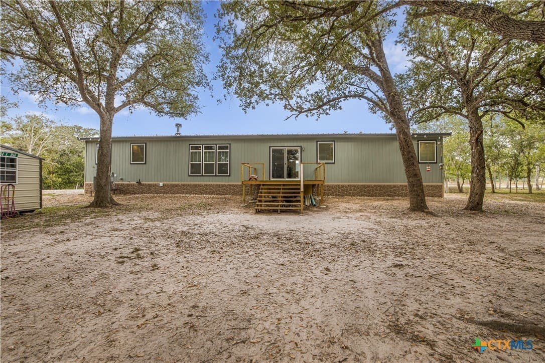 17.86 acres in Goliad County - photo 33