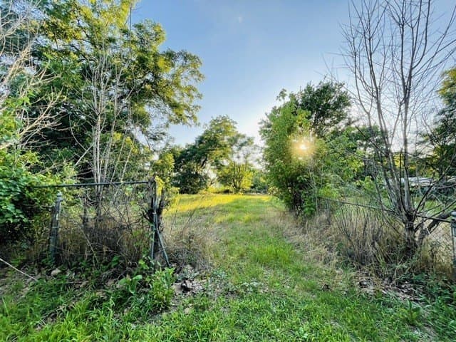1.17 acres in Wood County gallery image 3