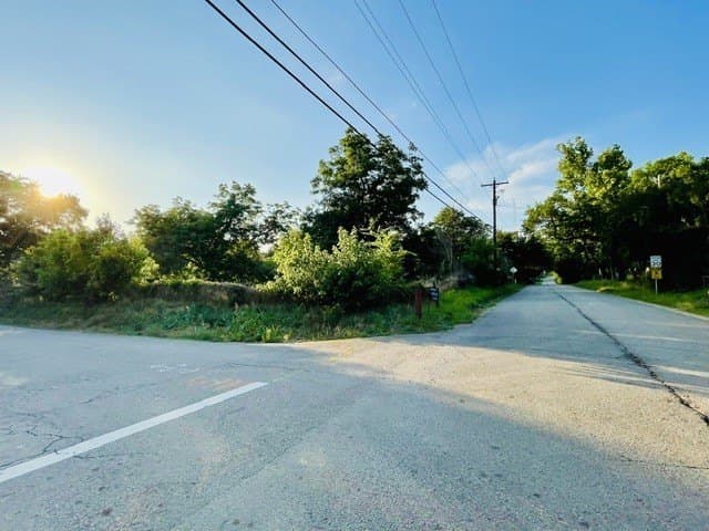 1.17 acres in Wood County gallery image 2