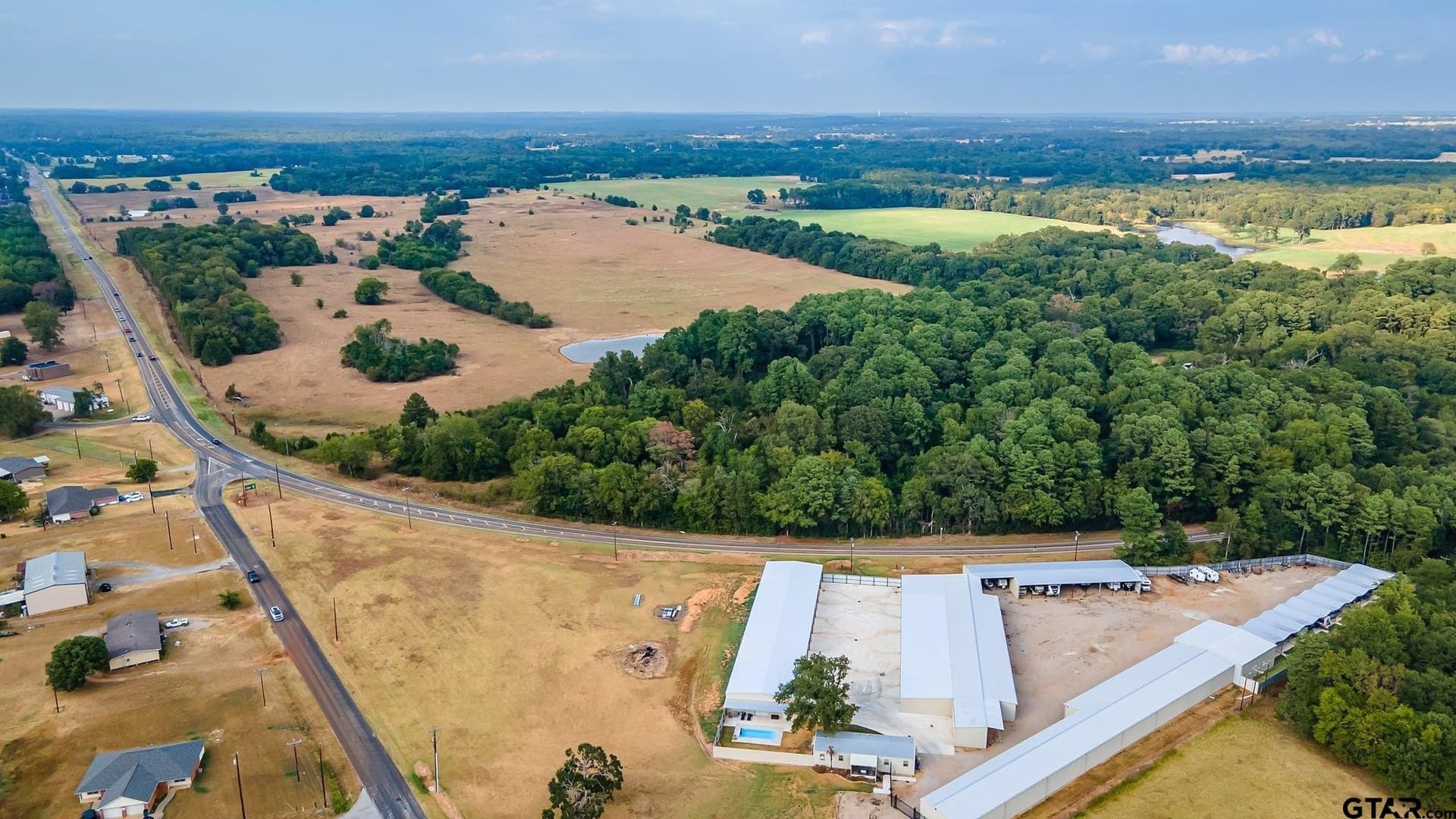 115 acres in Smith County