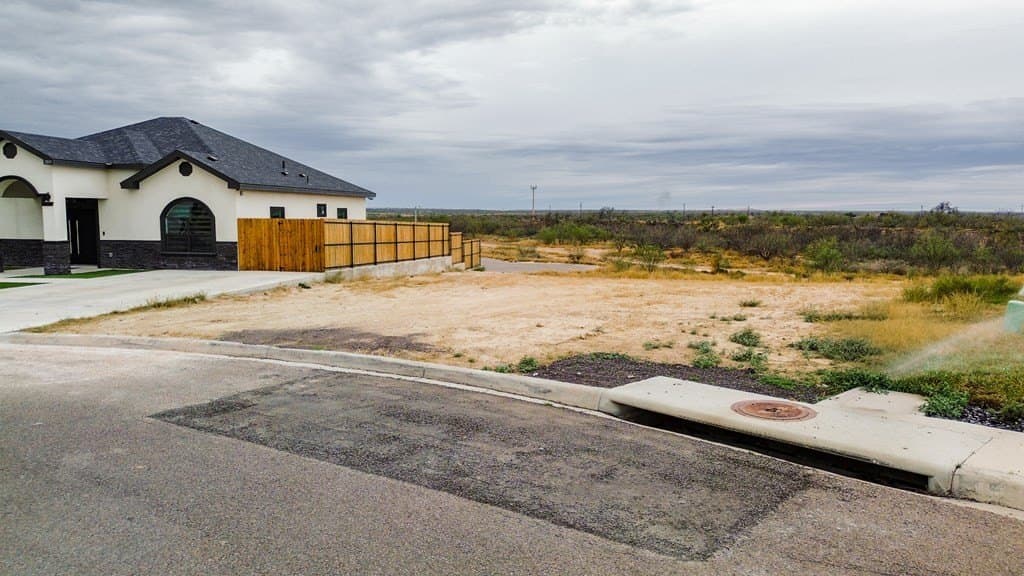 0.21 acres in Maverick County gallery image 4