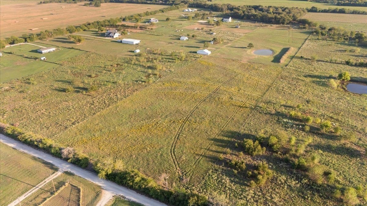 4.82 acres in Van Zandt County - photo 4
