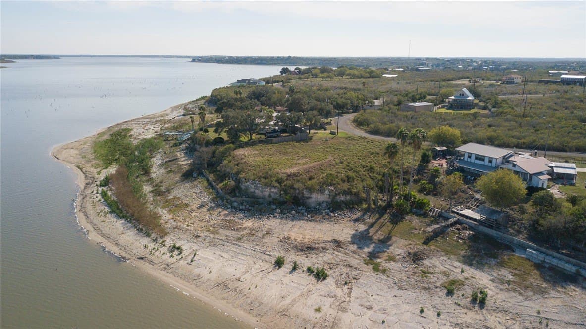 0.34 acres in Live Oak County - photo 7