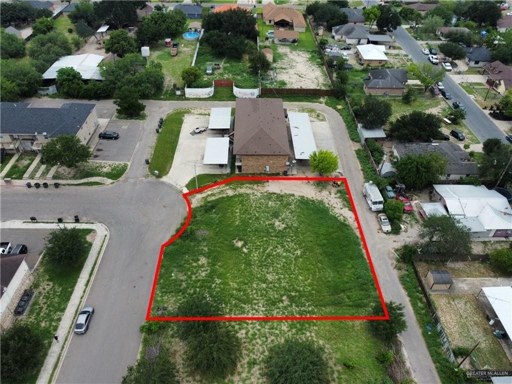 0.27 acres in Hidalgo County - photo 9