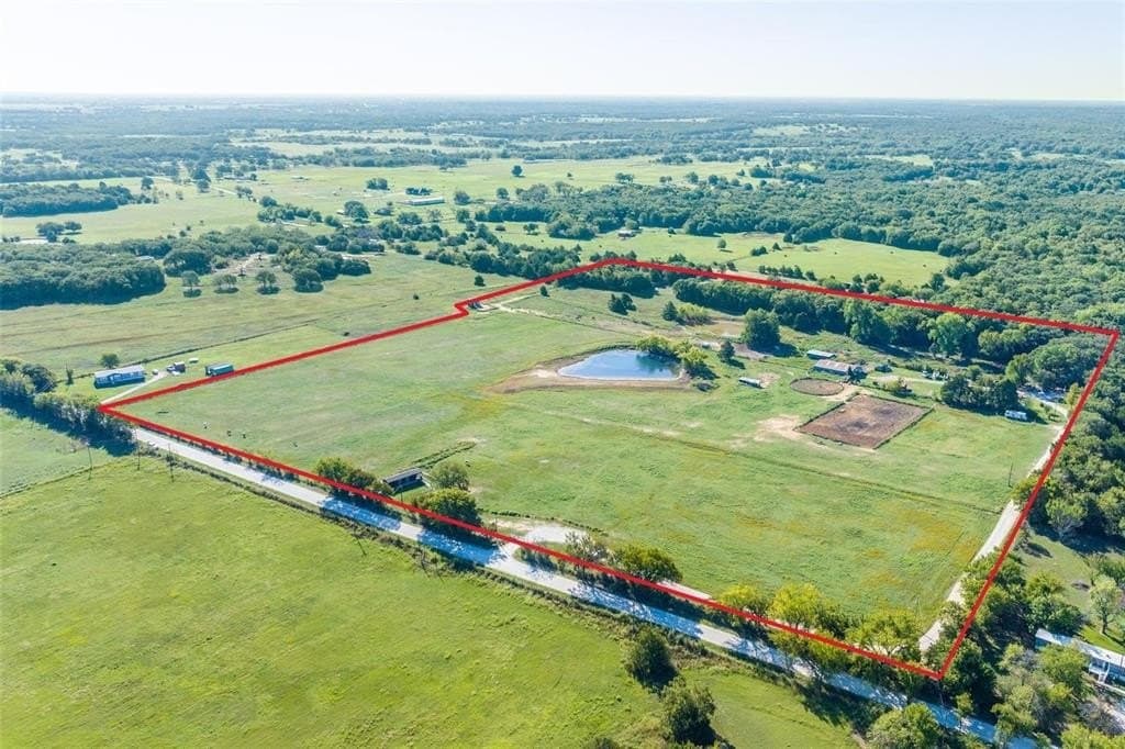 26.02 acres in Cooke County