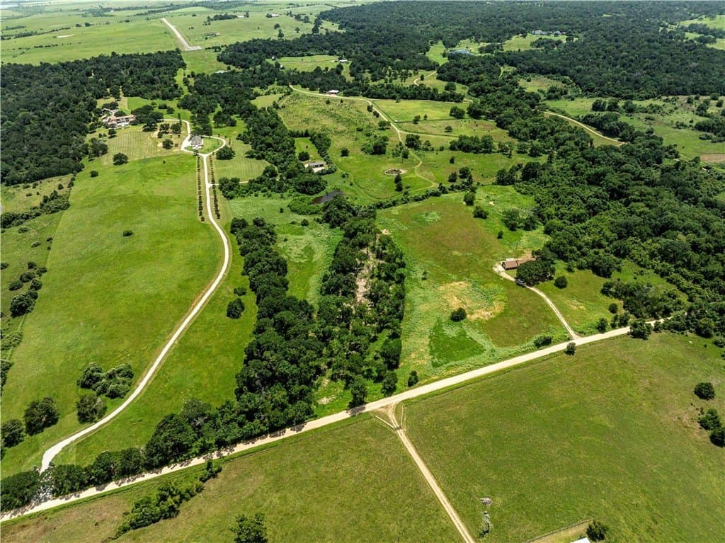 8.74 acres in AUSTIN County - photo 17
