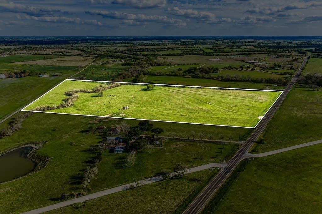 35 acres in Washington County