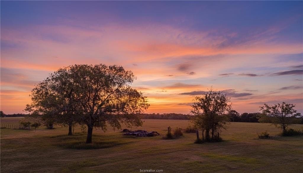 12 acres in Grimes County