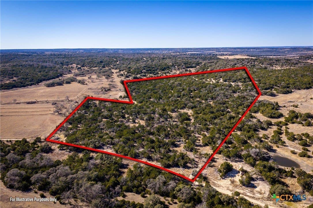 42 acres in Gillespie County gallery image 4