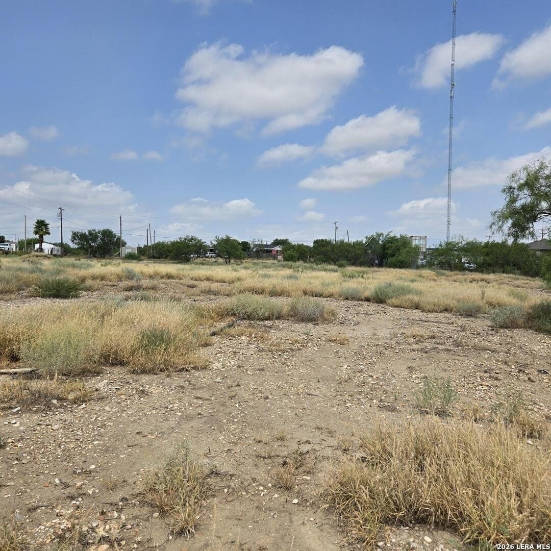 1.3 acres in Maverick County - photo 6
