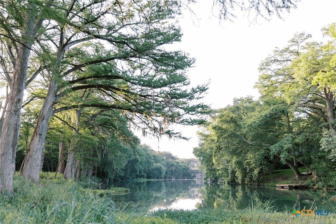 0.59 acres in Comal County - photo 18