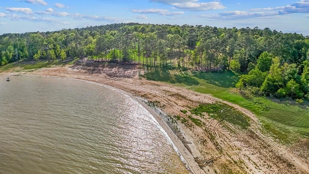 4.5 acres in Texas County