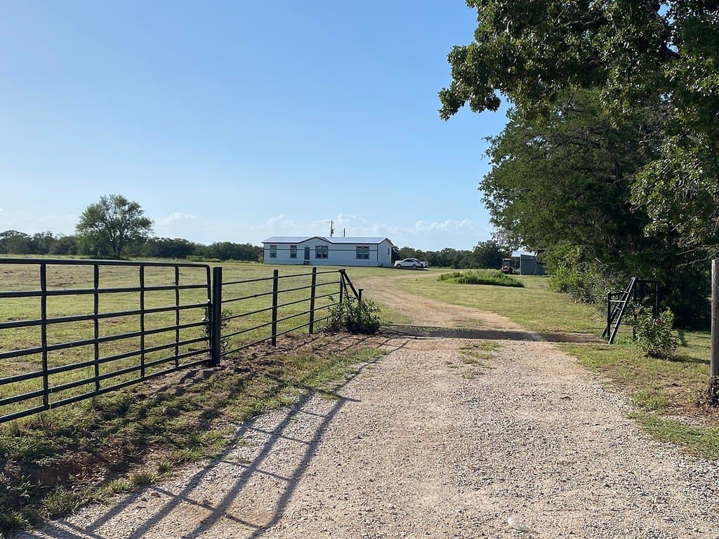 3.99 acres in Lee County - photo 2