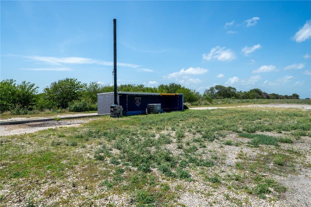 100,000 acres in San Patricio County - photo 33